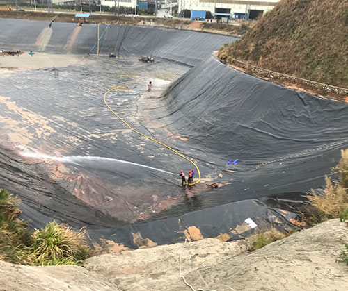 于都废水池清理